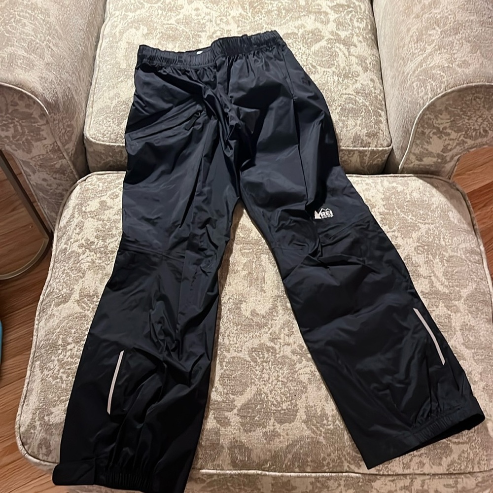 REI youth Rain pants